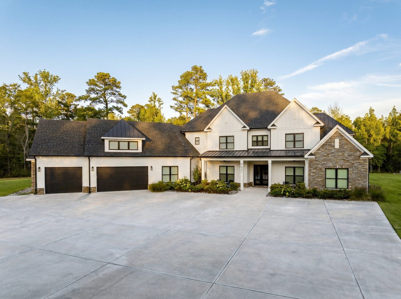 Charlotte, NC 28202