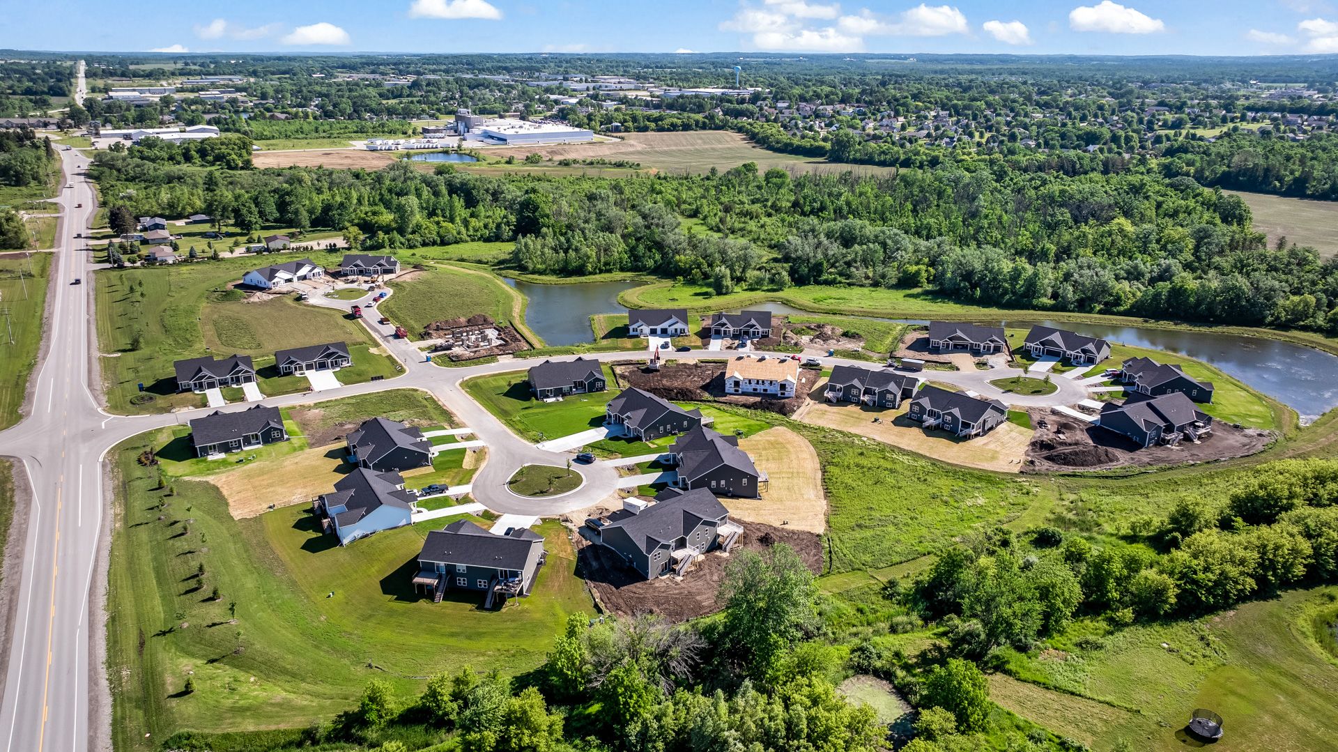 casa en TheVillas At Morning Meadows por Stepping Stone Homes