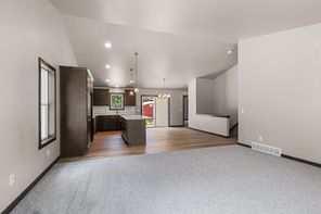 1632 Emerson Court Howard Lauren