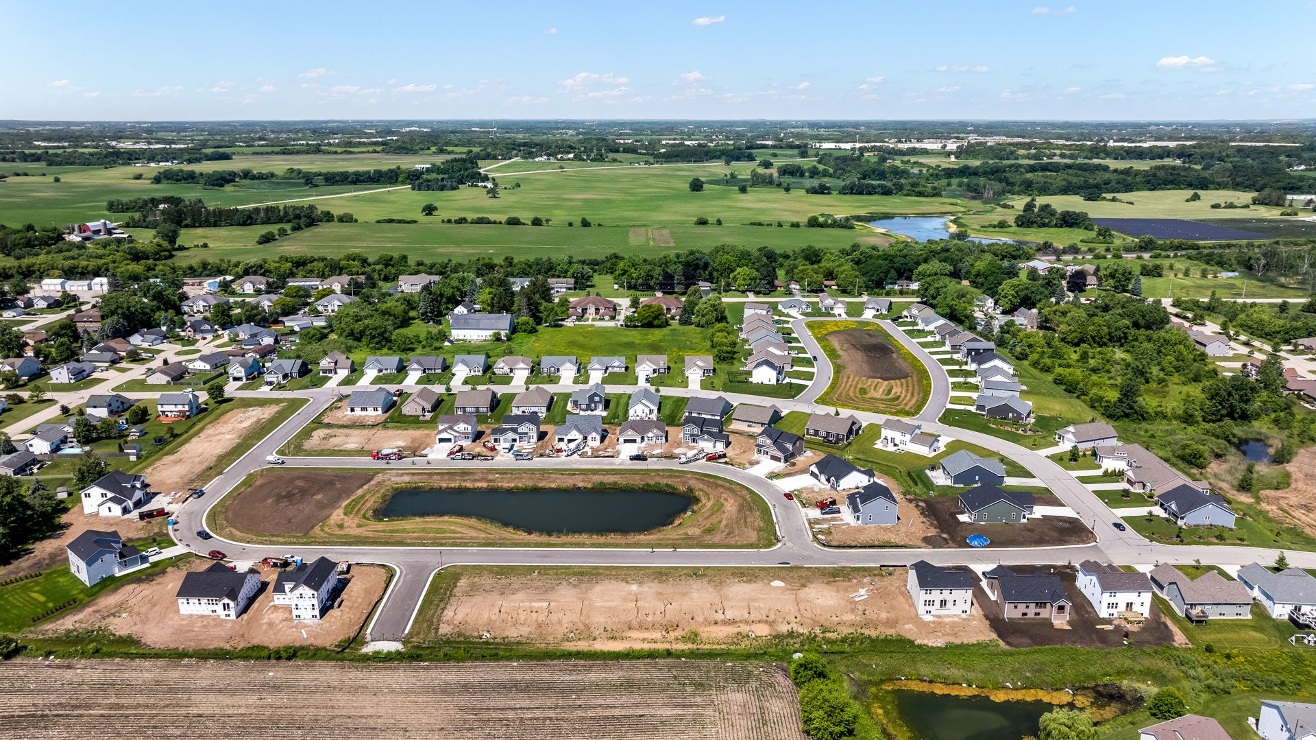 casa en Prairie Pathways por Stepping Stone Homes