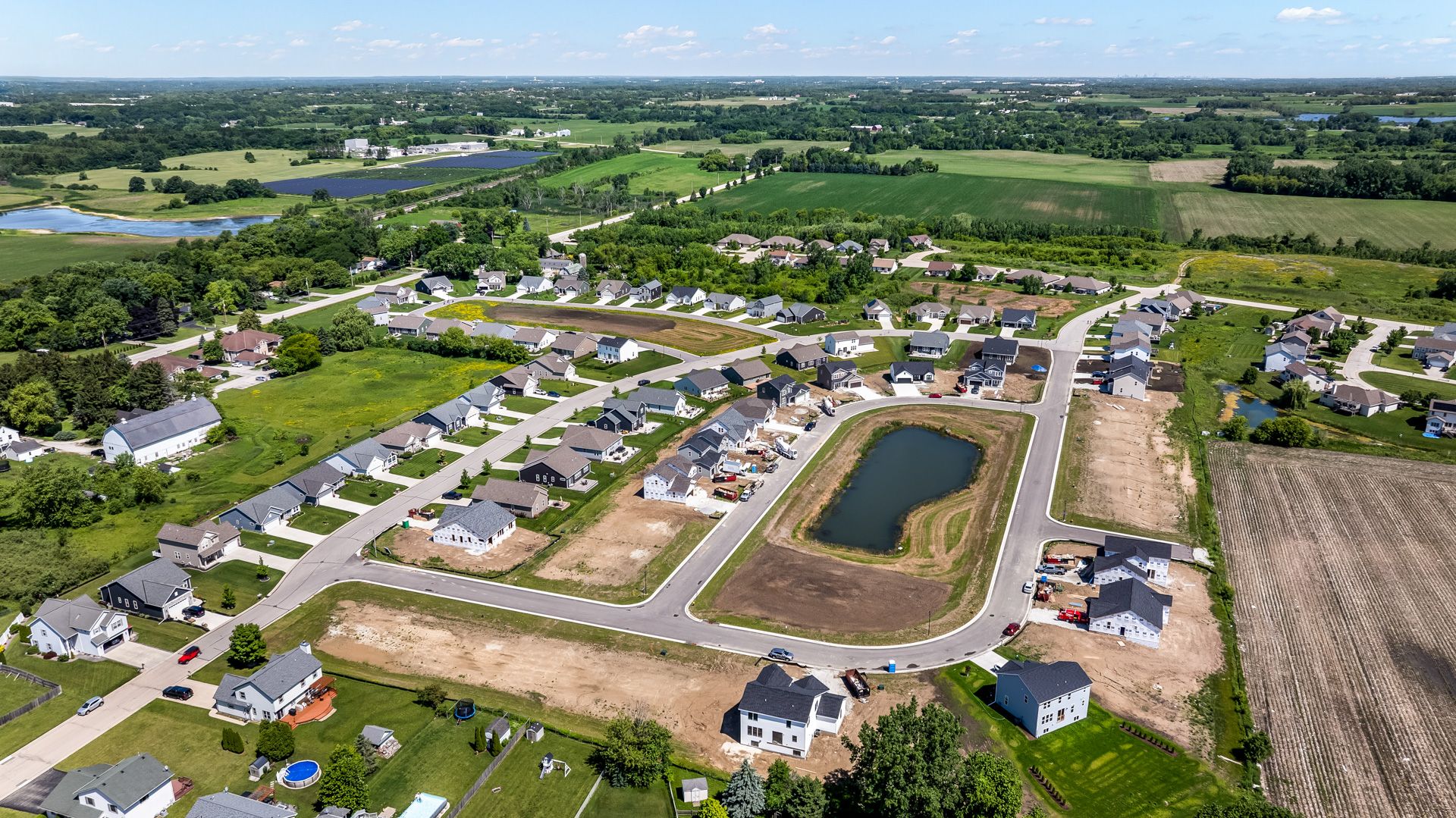 casa en Prairie Pathways por Stepping Stone Homes