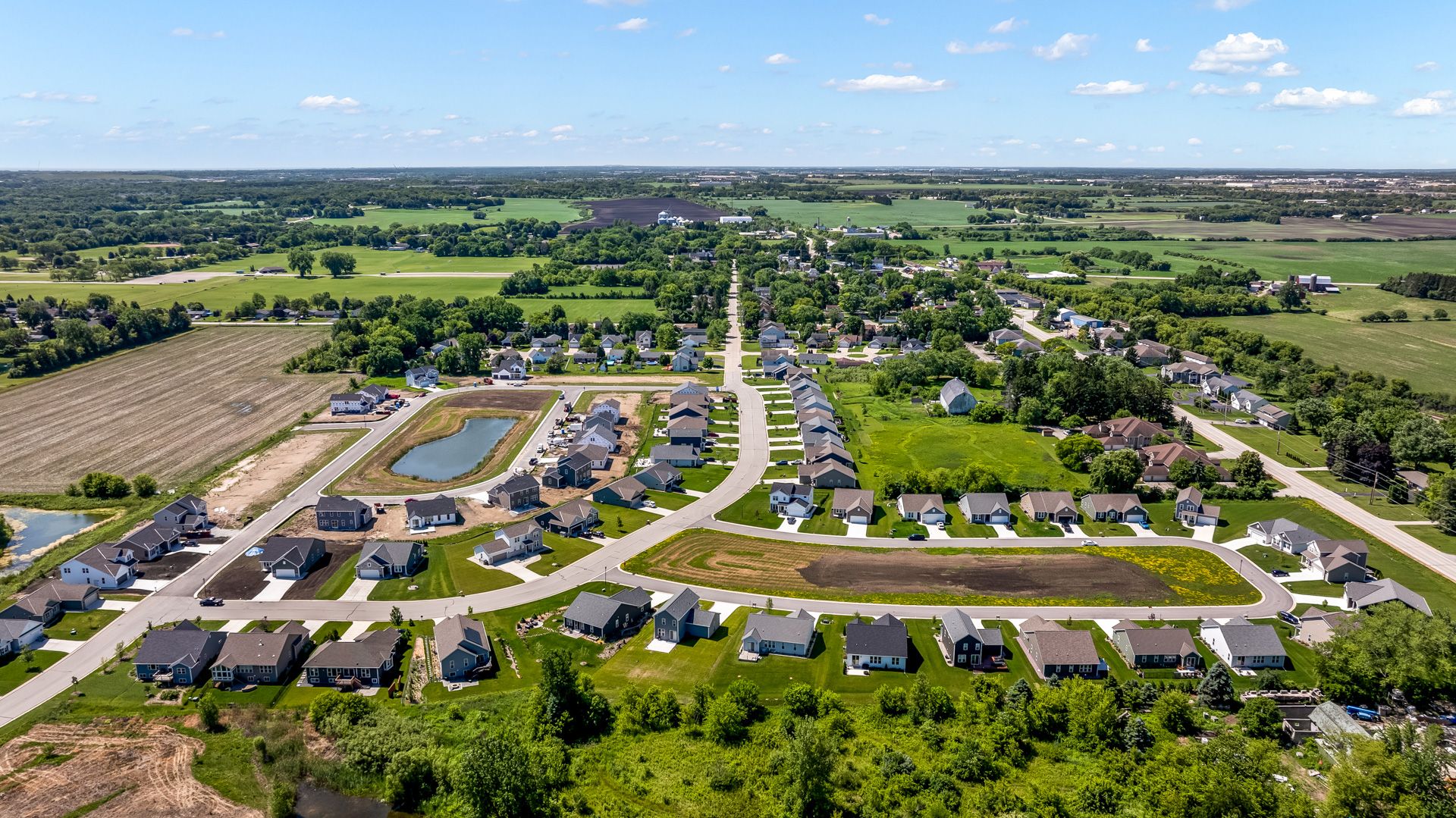 casa en Prairie Pathways por Stepping Stone Homes