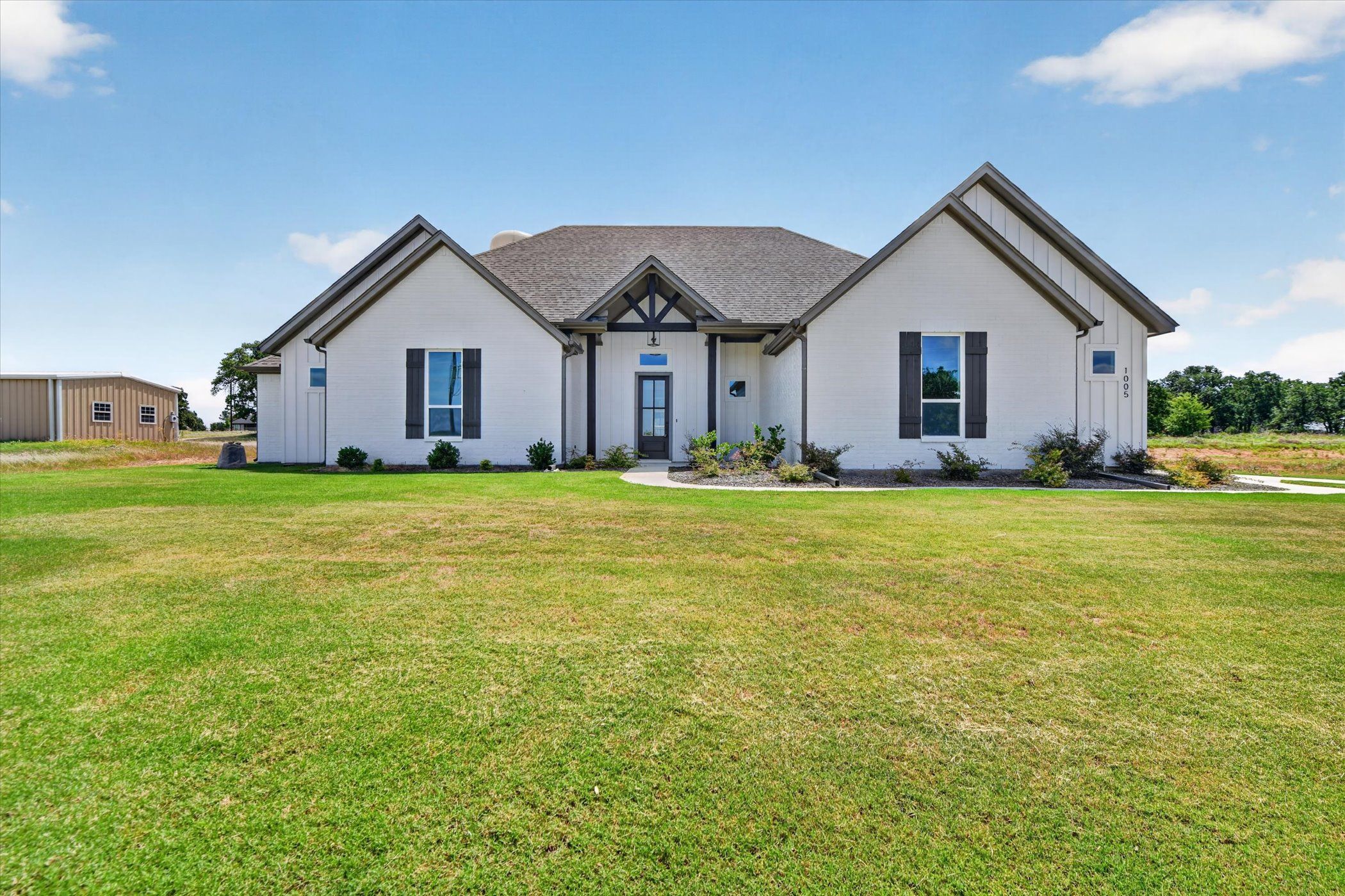 Mcbee Homes 1005 Ronnie CT - Fort Worth, TX