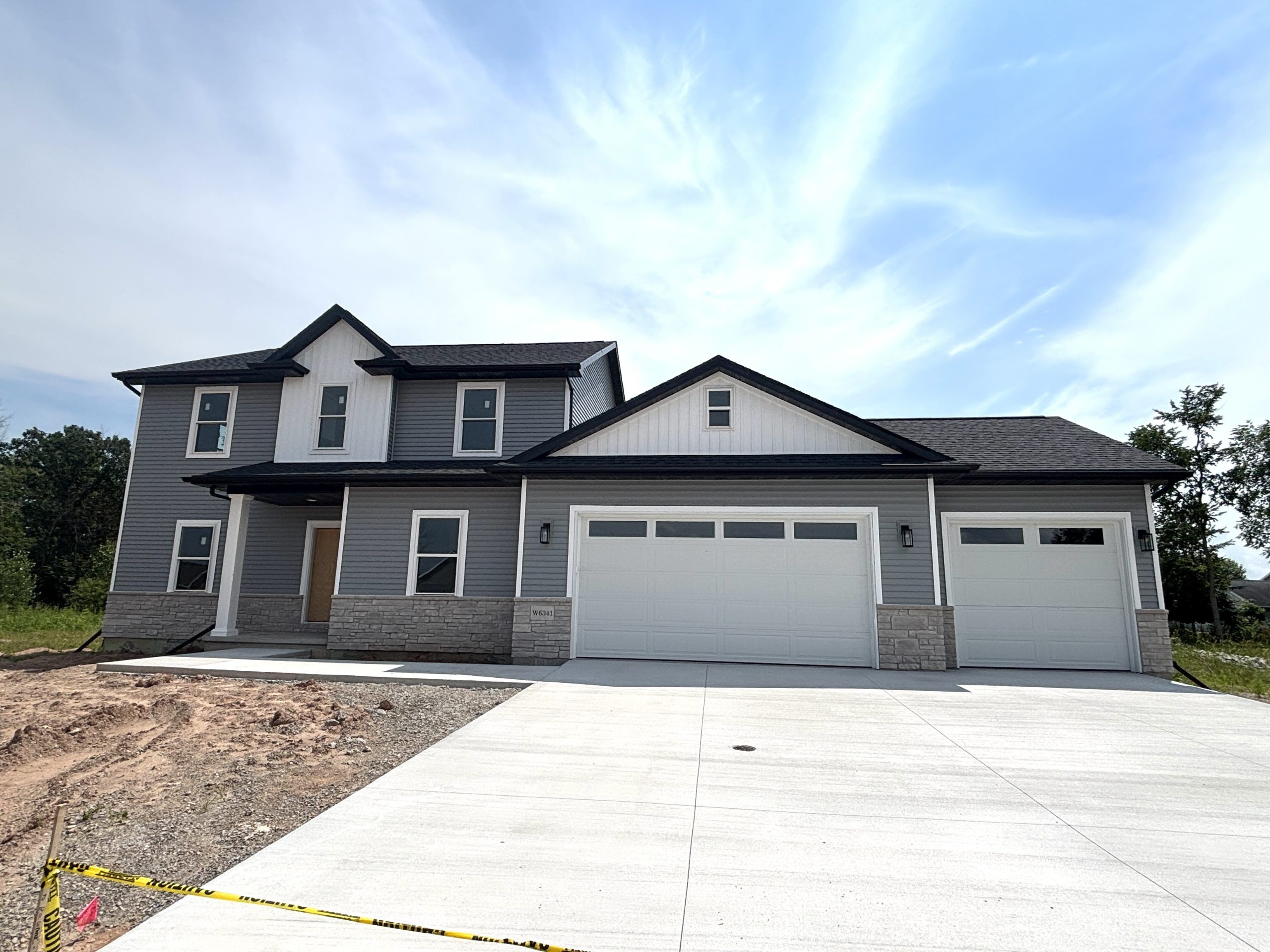 casa en Sandhill Farms 2 por Van’s Realty & Construction