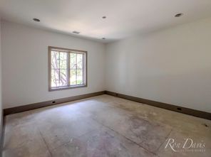 1109 Glenfield