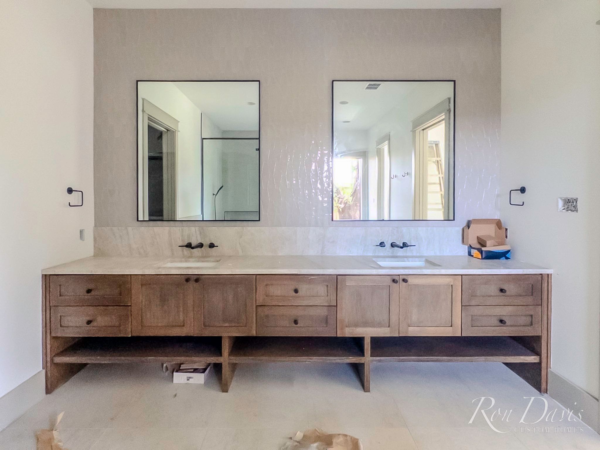 casa en Lakewood por Ron Davis Custom Homes