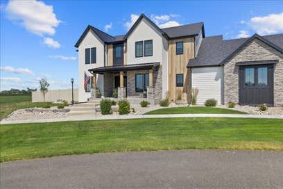 518 Moonstone Lane. Billings, MT 59106