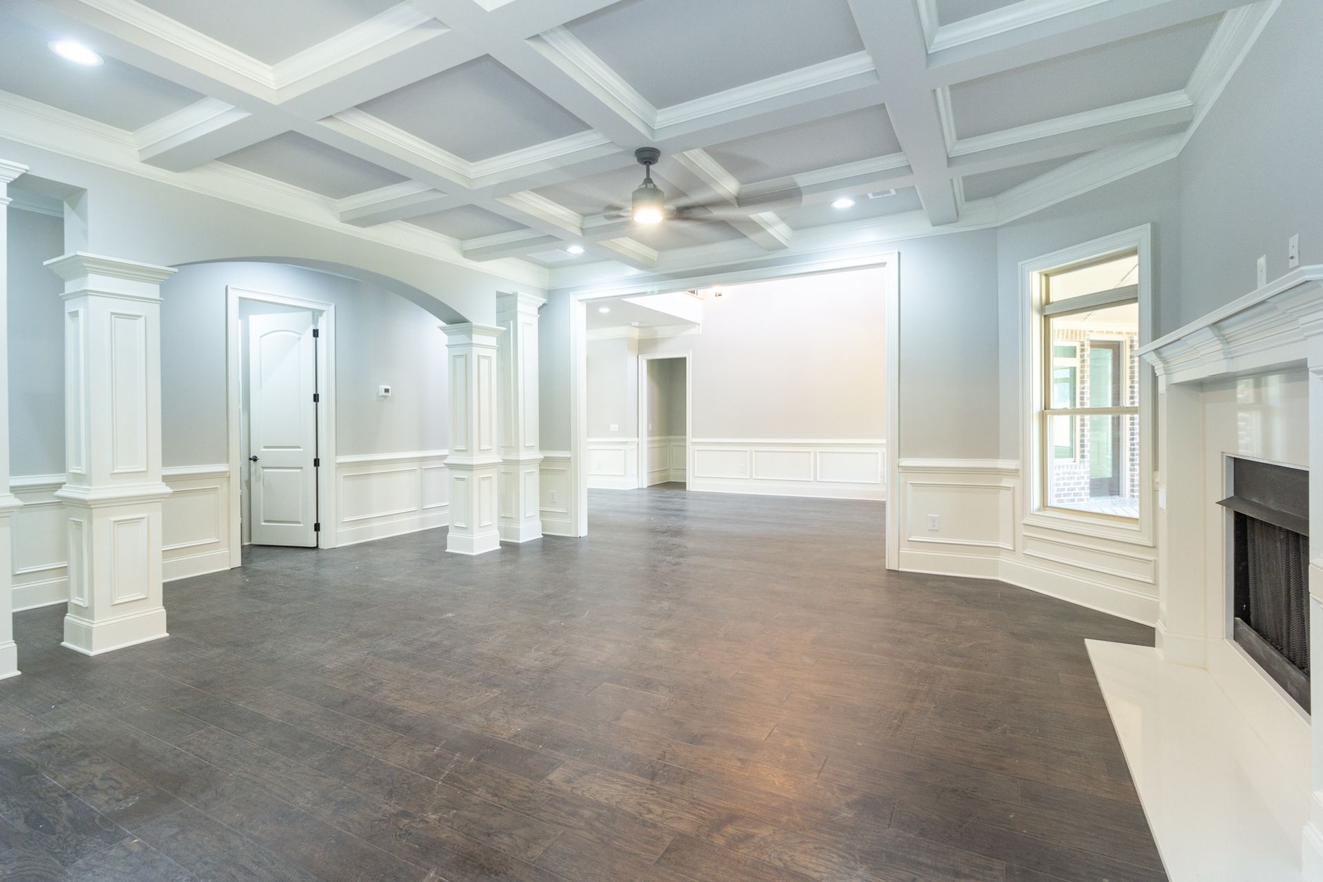 casa en River Oaks por Findo Homes & Communities, Inc.