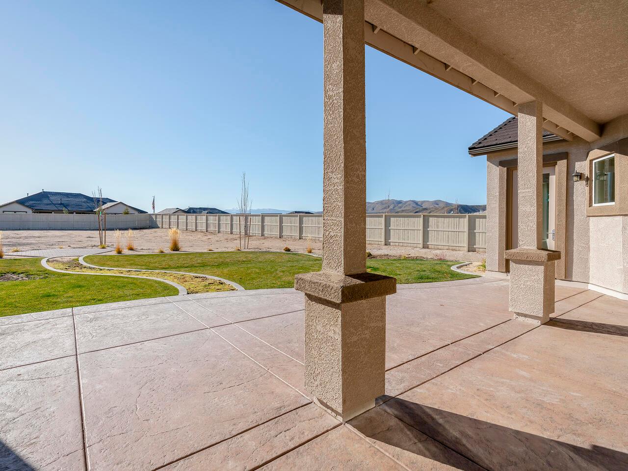 casa en The Estates At Mystic Mountain por Artisan Homes
