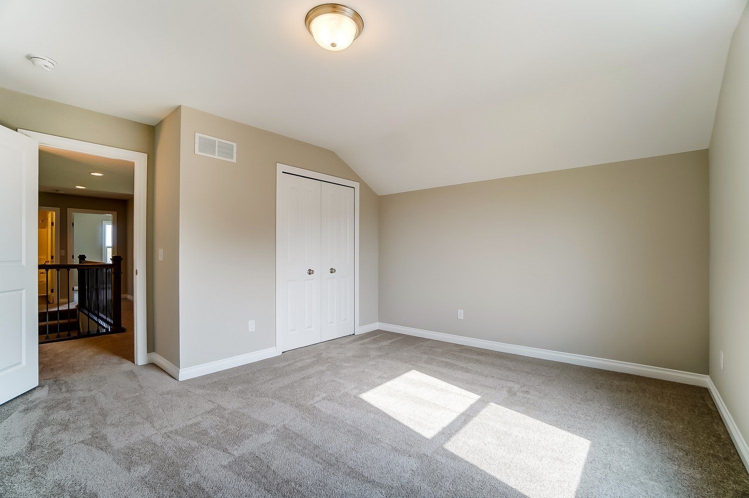 Riverbend por McCarthy Builders Inc. en Toledo Ohio