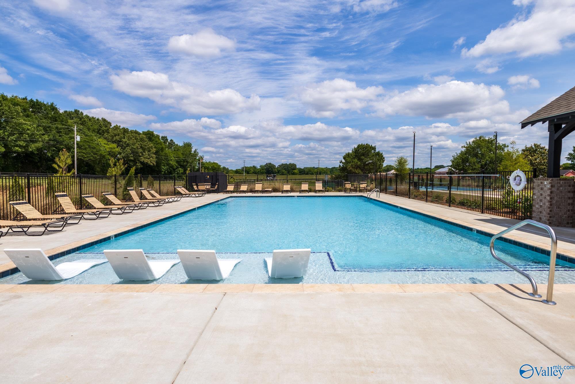 870 Mccollum Rd. Meridianville, AL 35759