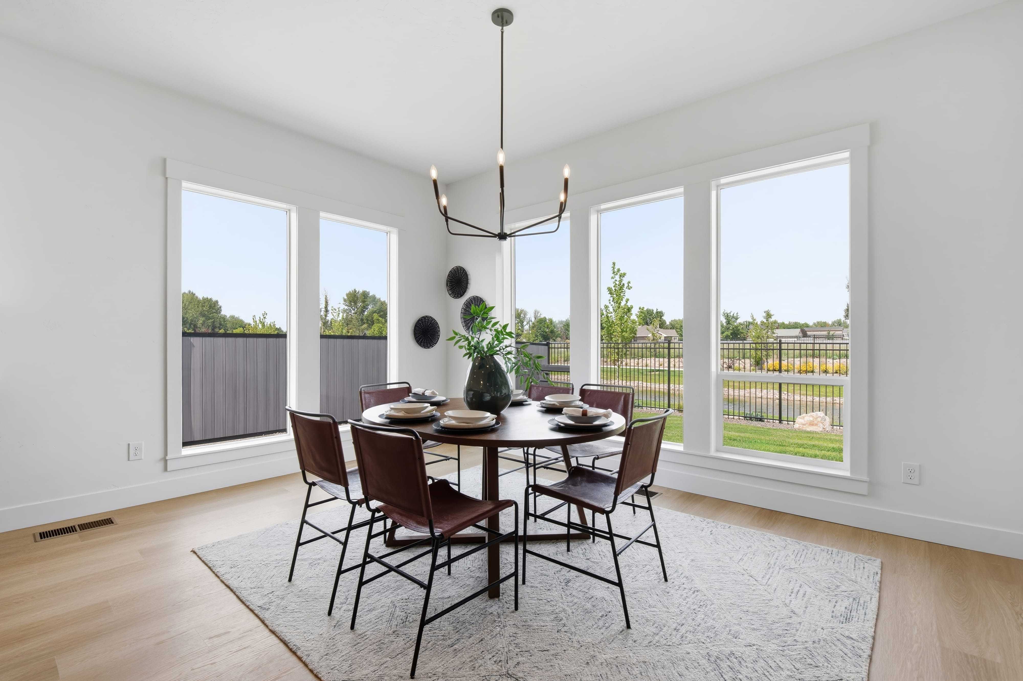 casa en Soaring Feather por Woodbridge Pacific