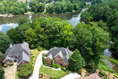 1400 Stone Road. Bishop, GA 30621