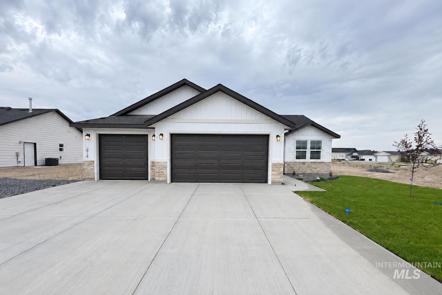 979 Tunnel St Twin Falls. Twin Falls, ID 83301