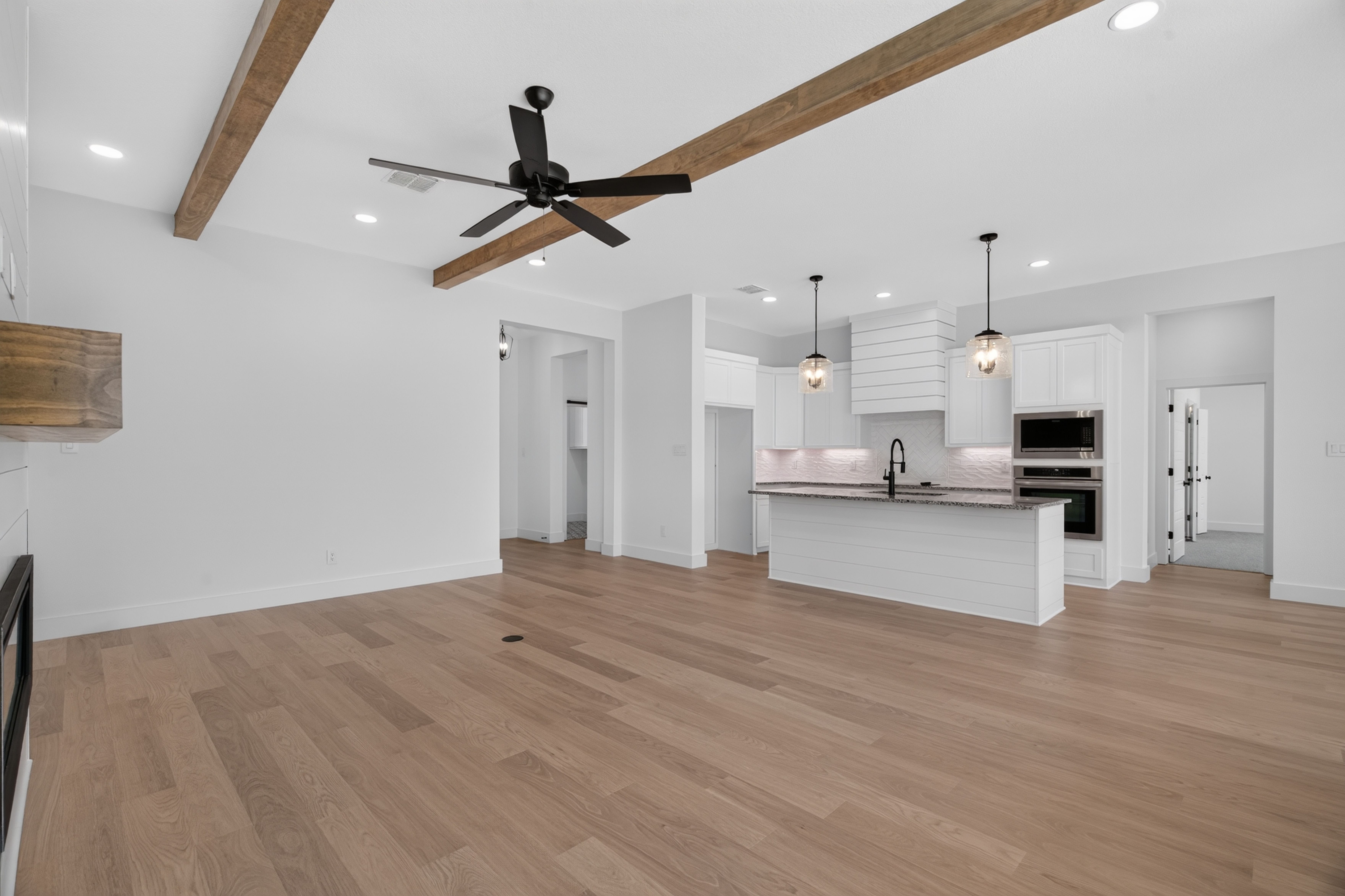 casa en 1098 Silver Sage por McBee Homes