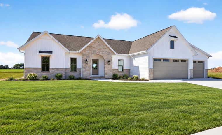 Plan 4 - Silvertree Homes: Sherwood, Wisconsin - Silvertree Homes