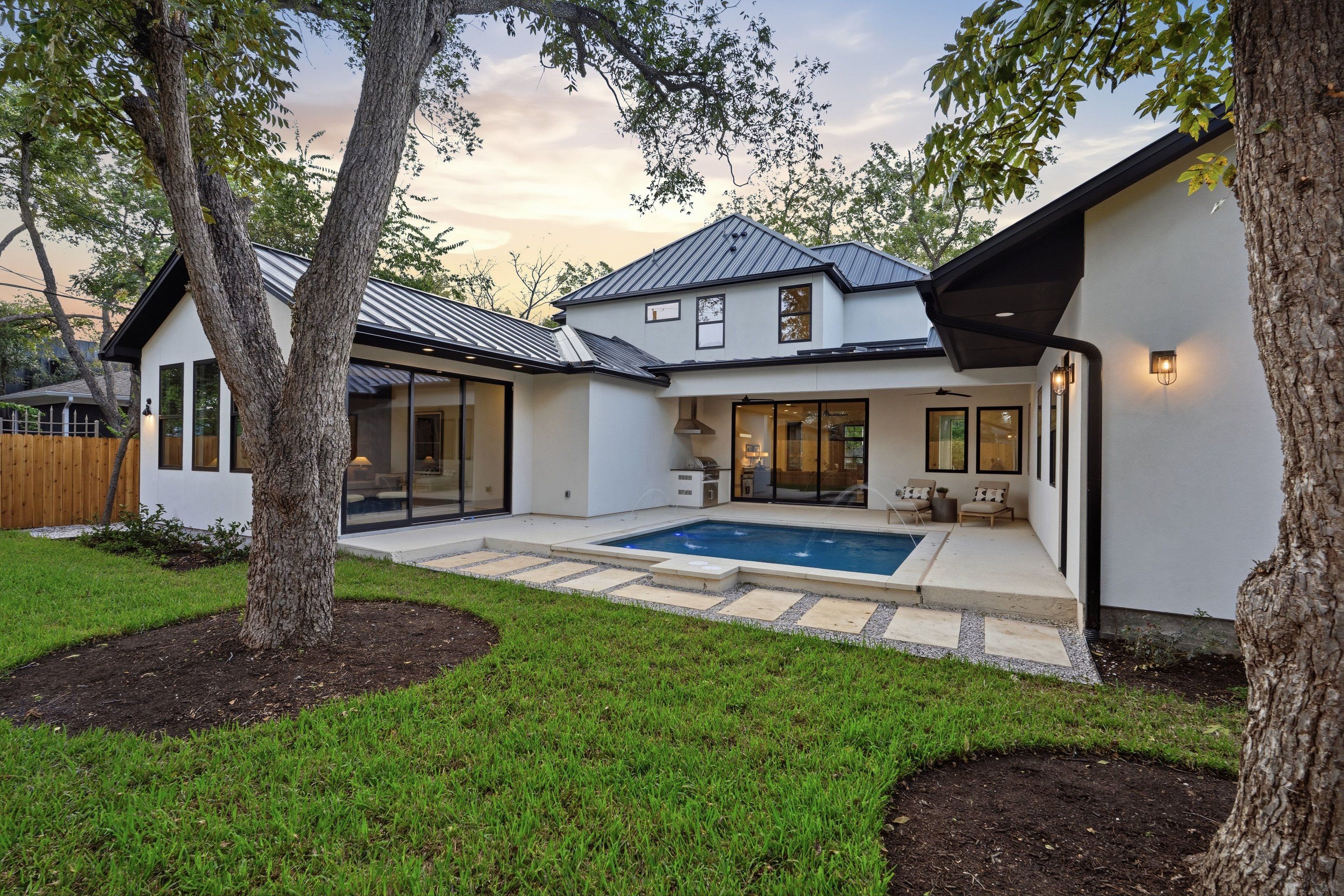 6203 Shoalwood Avenue - Rivendale Homes: Austin, Texas - Rivendale Homes