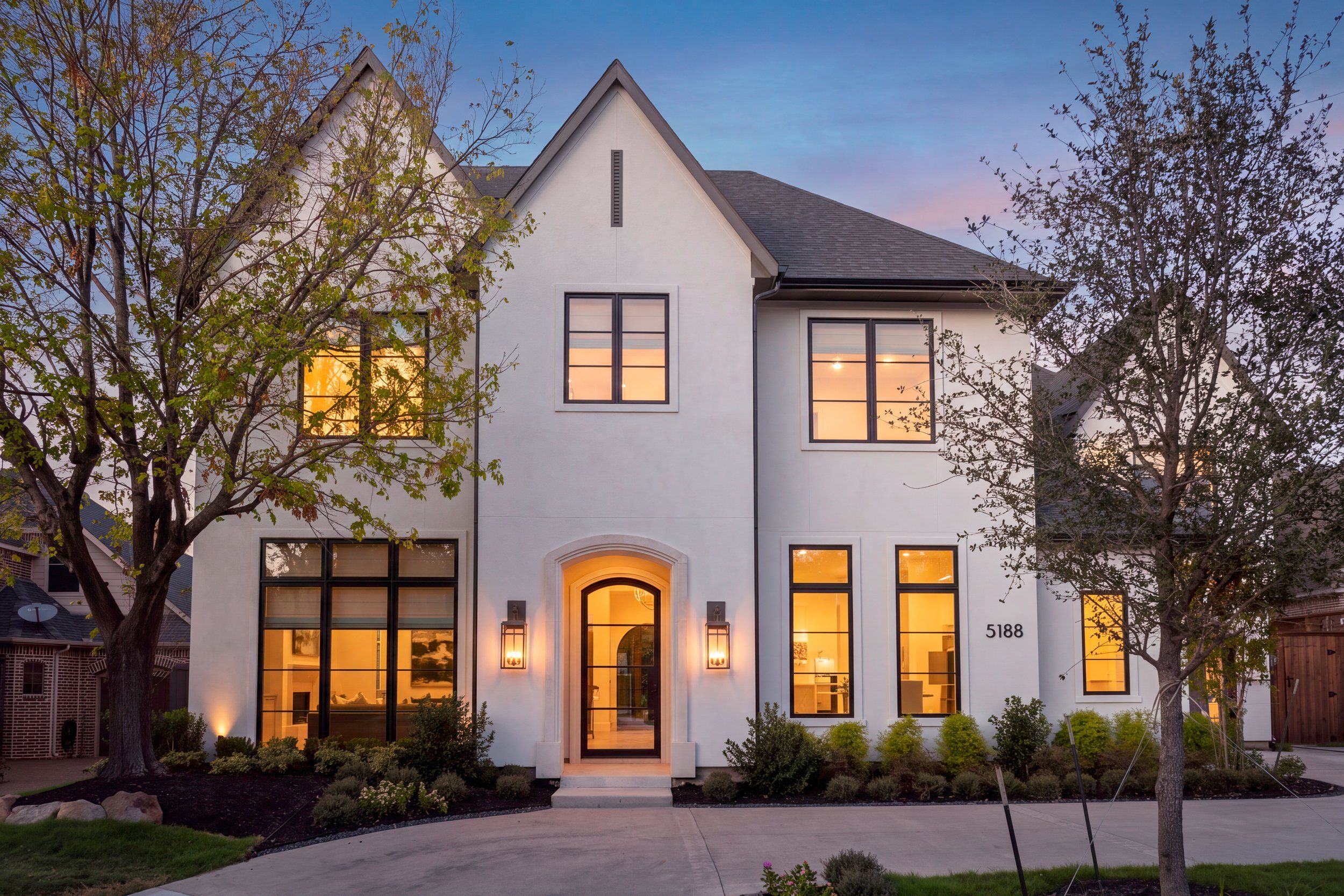 casa en Lakewood por Ron Davis Custom Homes