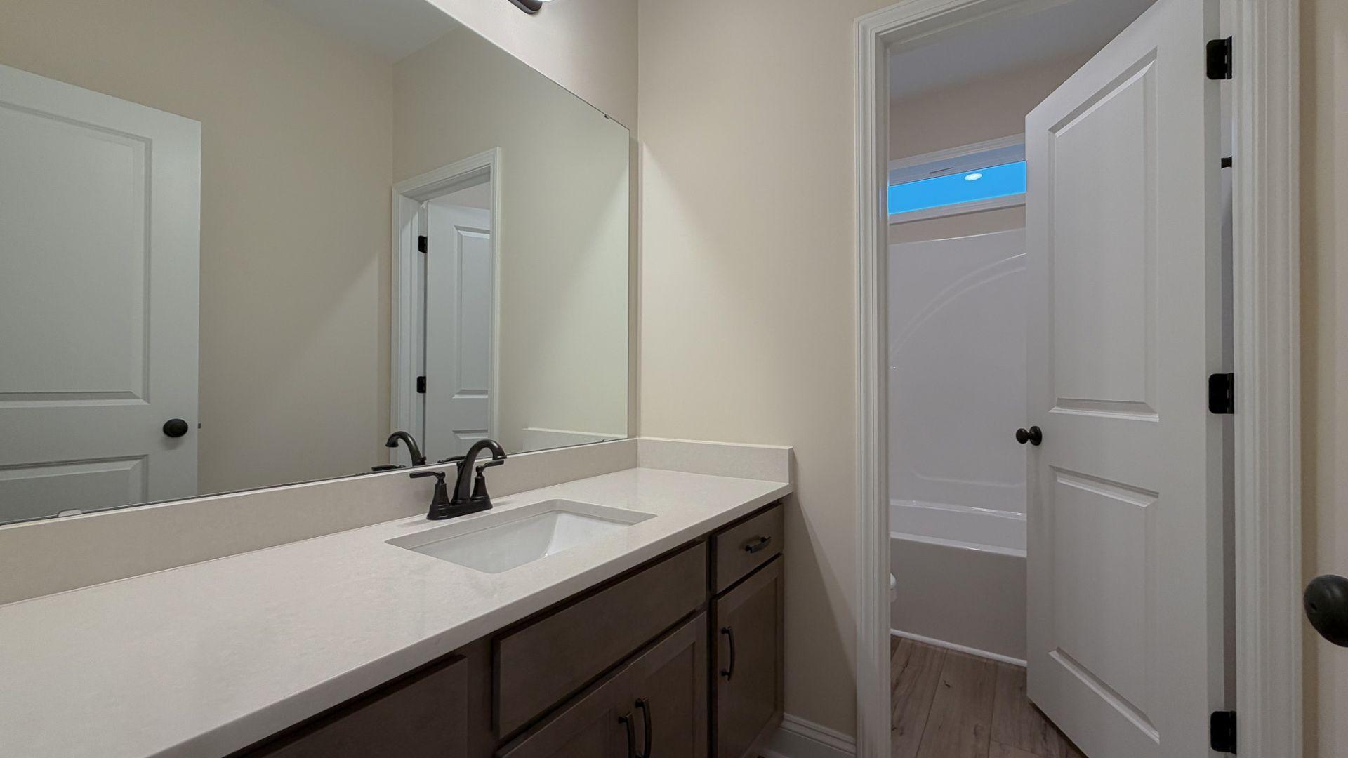 casa en Madison Homebuilders por Madison Homebuilders