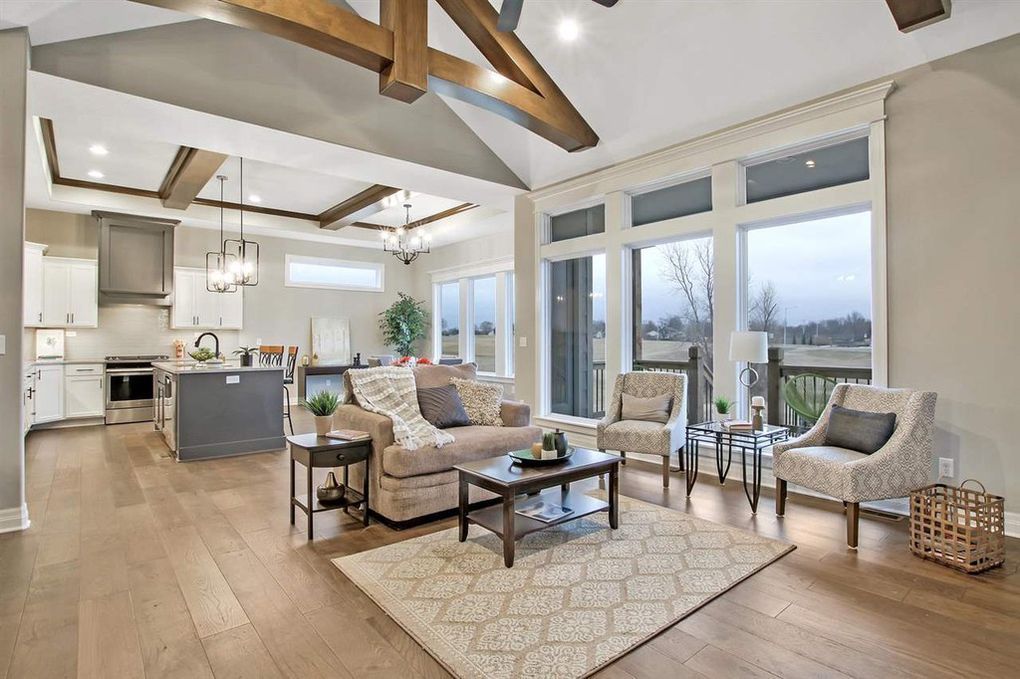 casa en Artistic Builders por Artistic Builders