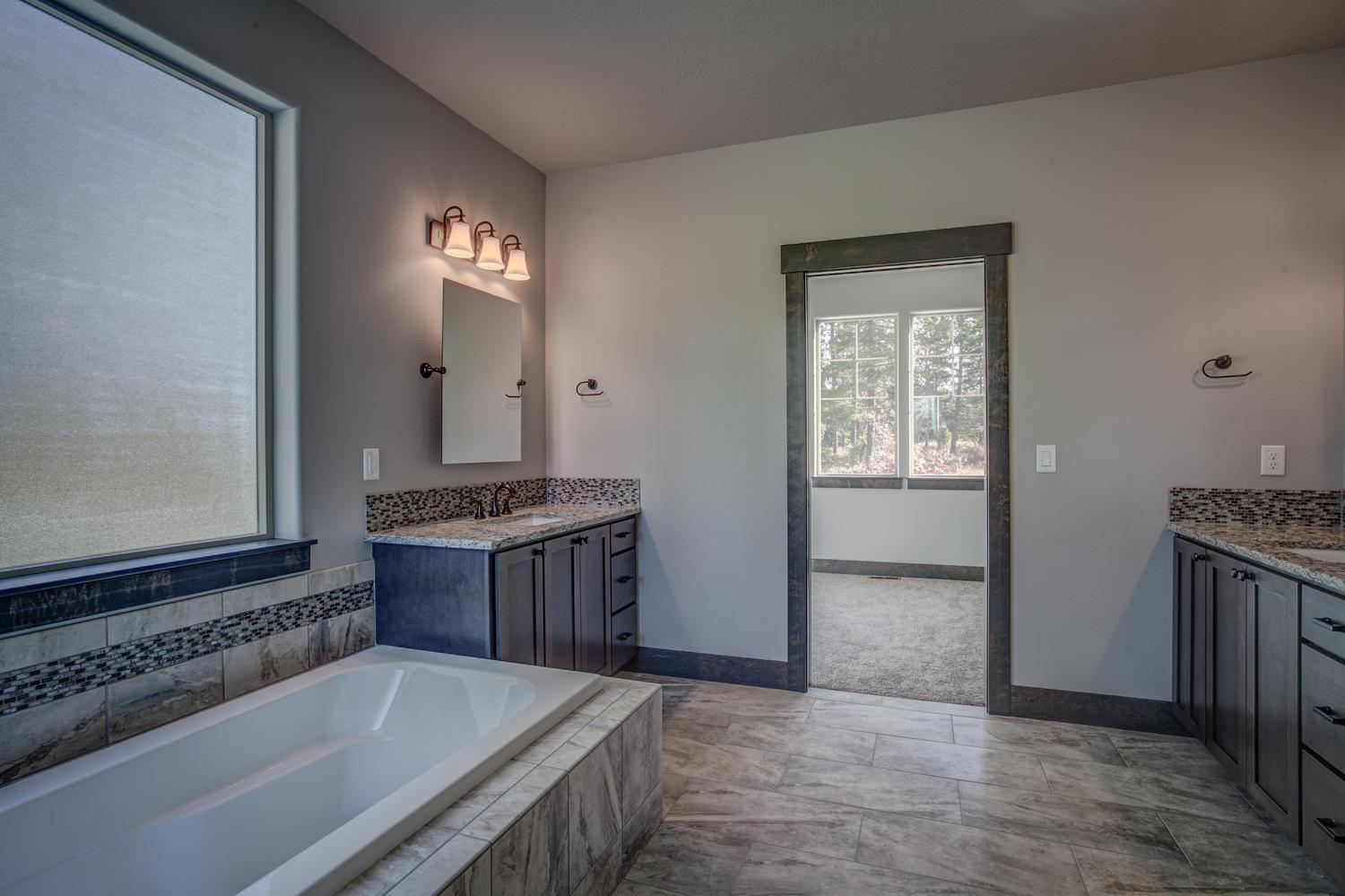 casa en AXIOM Homes, Inc. por AXIOM Homes, Inc.
