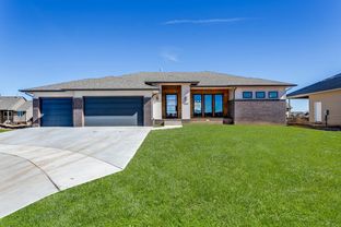Fontana New Home Community IN Wichita por Craig Sharp Homes en Wichita Kansas