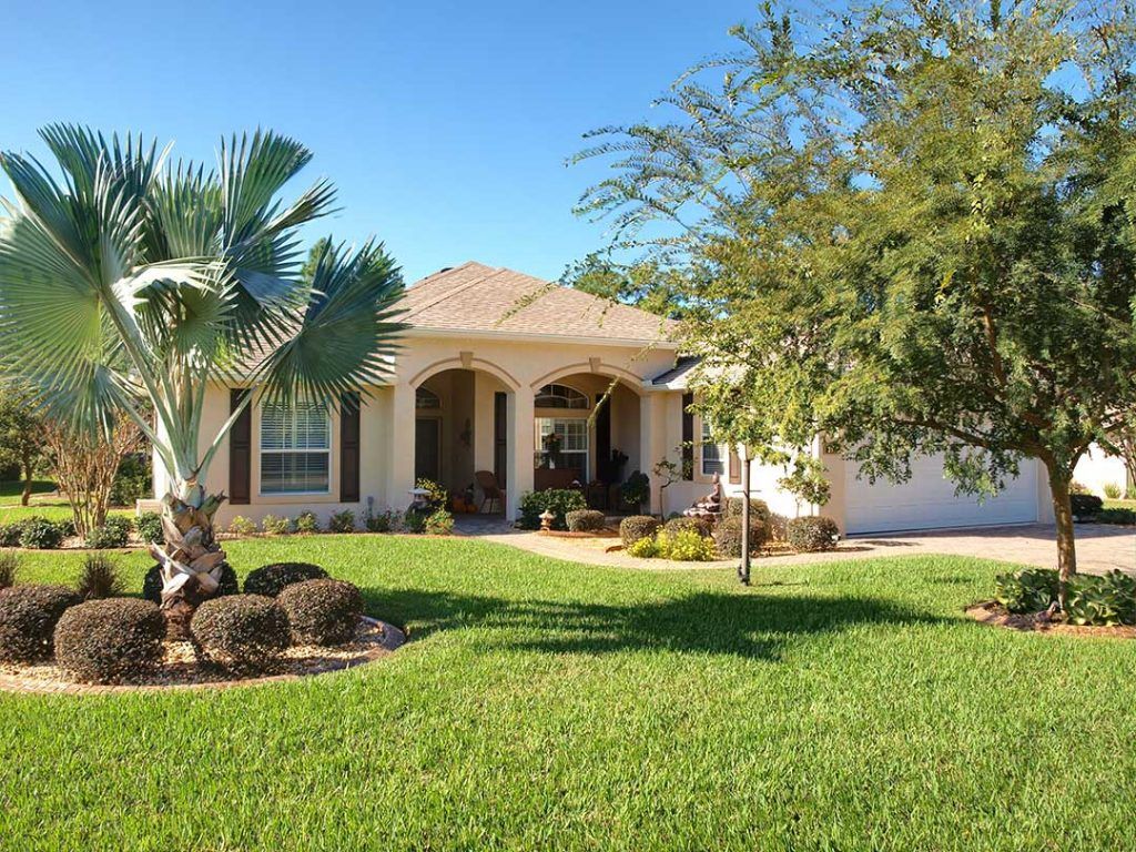 casa en T. E. James Custom Homes por T. E. James Custom Homes