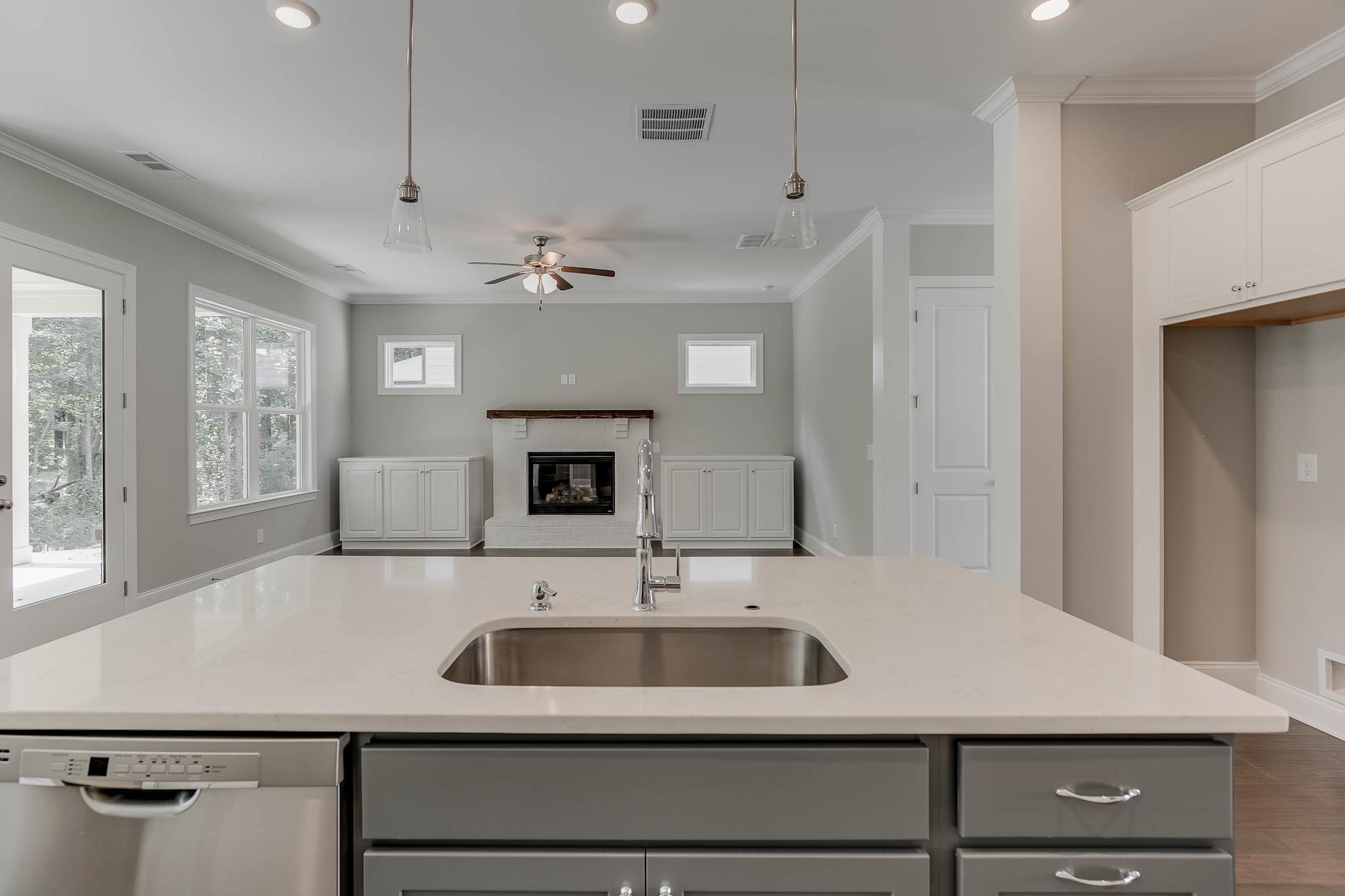 casa en Meadowlanier por Nash Properties, Inc.