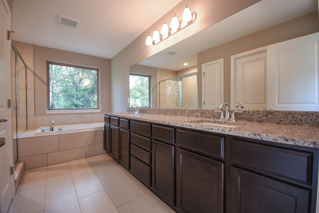 casa en Kensington Family Homes por Kensington Family Homes