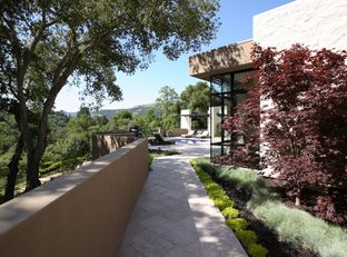 Branagh Development por Branagh Development en Oakland-Alameda California