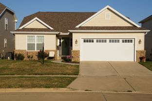 Fieldcrest Homes por Fieldcrest Homes en Decatur Illinois