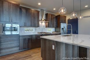 Alexander Homes por Alexander Homes en Anchorage Alaska