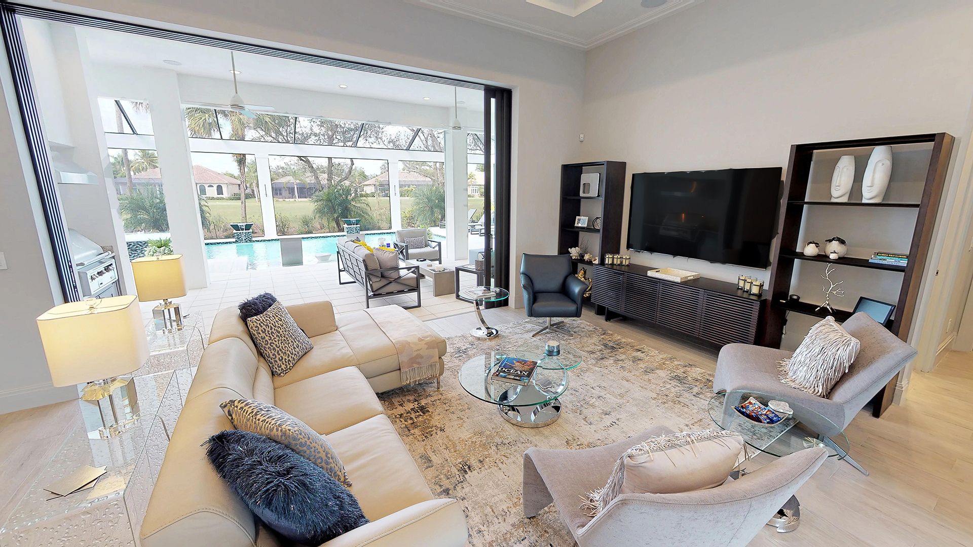 Frank R. Jenkins Custom Homes por Frank R. Jenkins Custom Homes en Fort Myers Florida