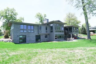 Legacy Custom Builders por Legacy Custom Builders en Detroit Michigan