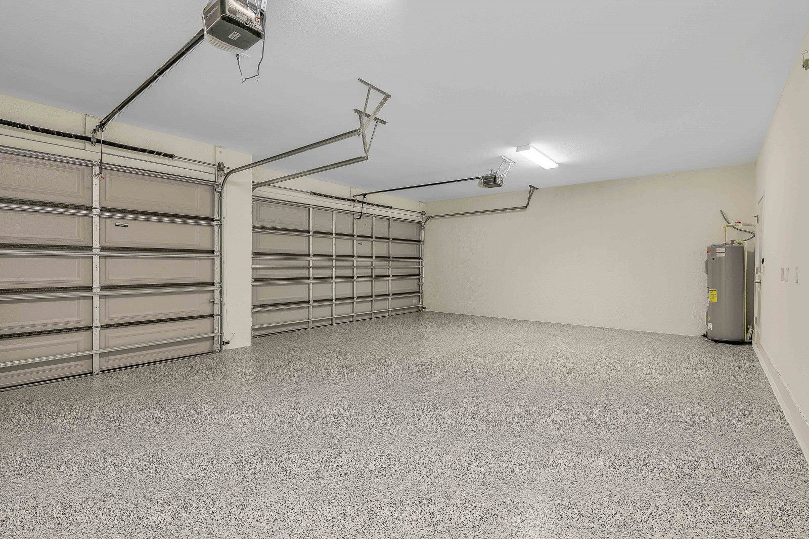 casa en Option One Builders por Option One Builders