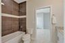 casa en Option One Builders por Option One Builders