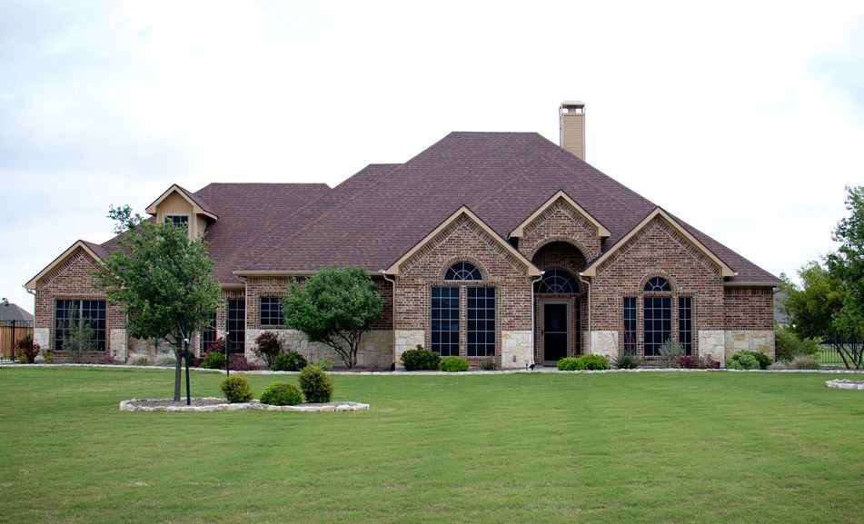 casa en Security Custom Homes por Security Custom Homes