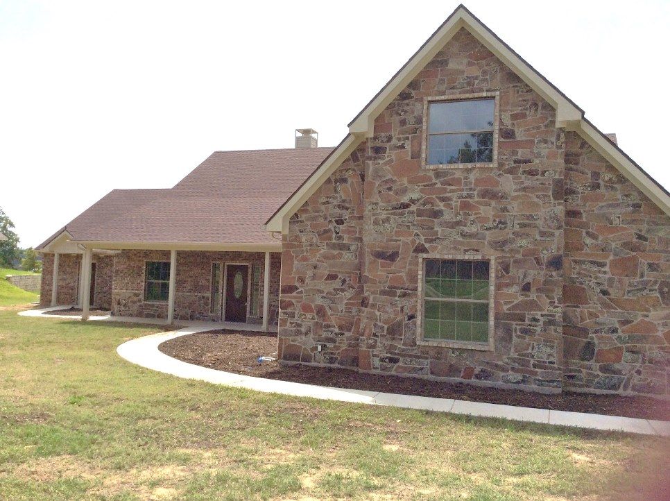 casa en Security Custom Homes por Security Custom Homes