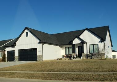 casa en Montgomery Home Builders Inc. por Montgomery Home Builders Inc.