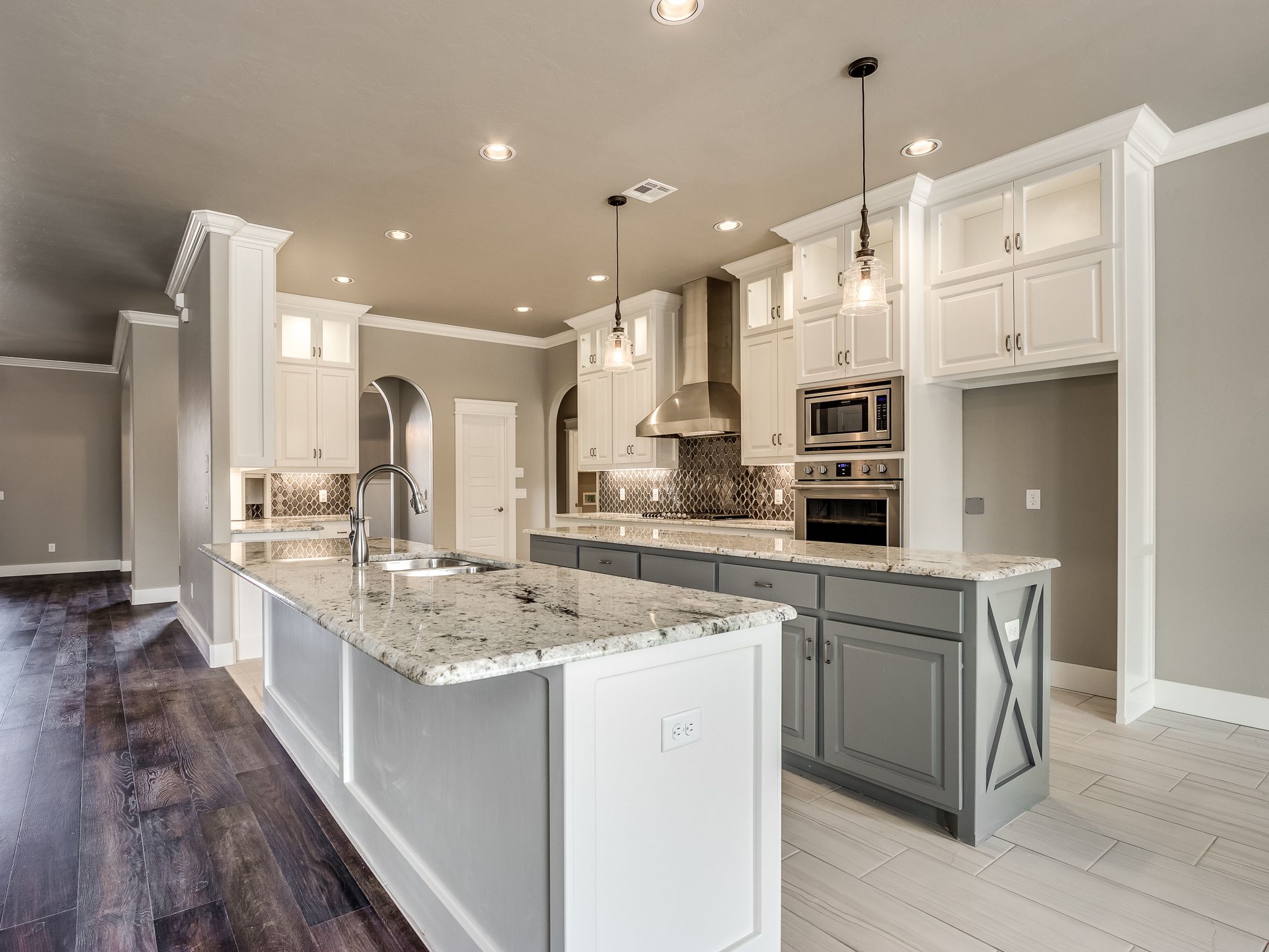 casa en JS Custom Homes, LLC por JS Custom Homes, LLC