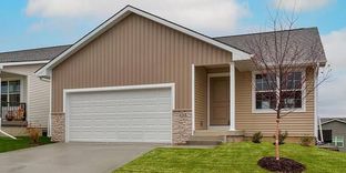 Harvest Meadows por Benchmark Builders en Des Moines Iowa