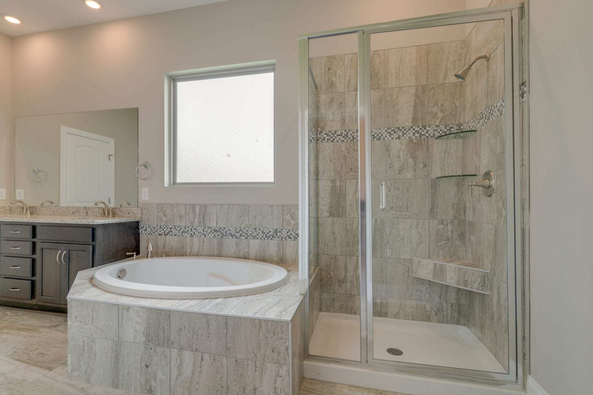 1701 Oak Trail Dr. Columbia, TN 38401