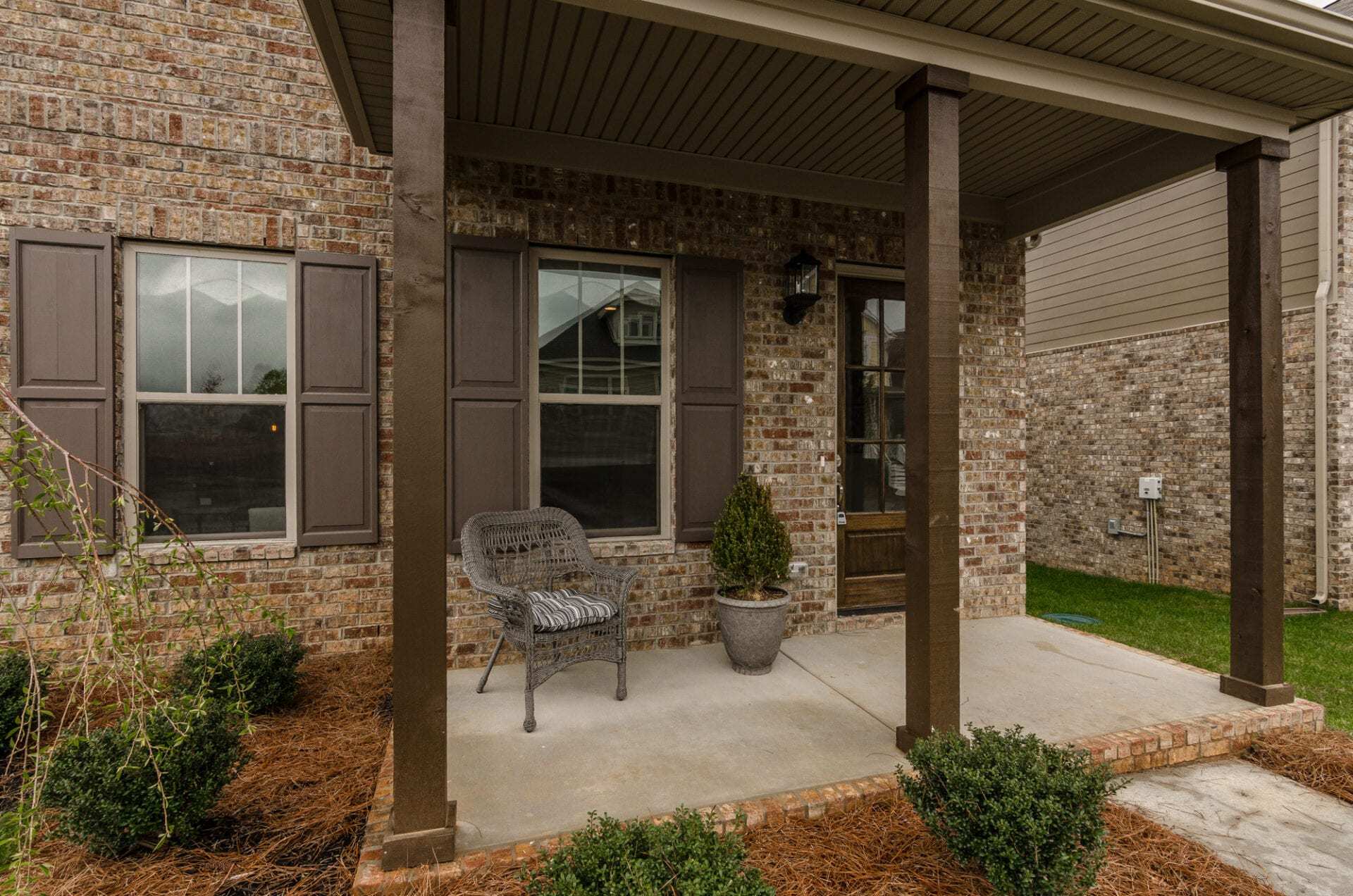 1061 Cedar Ridge Ln. Versailles, KY 40383