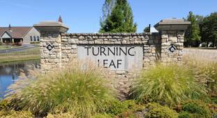 Turning Leaf por John Henry Homes, Inc. en Cincinnati Ohio