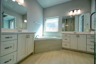 Trinity Custom Homes por Trinity Custom Homes en Fort Worth Texas