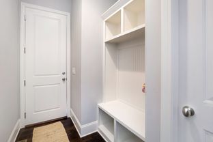 Aden Woods Of Castleberry Farms por Celebration Homes en Nashville Tennessee