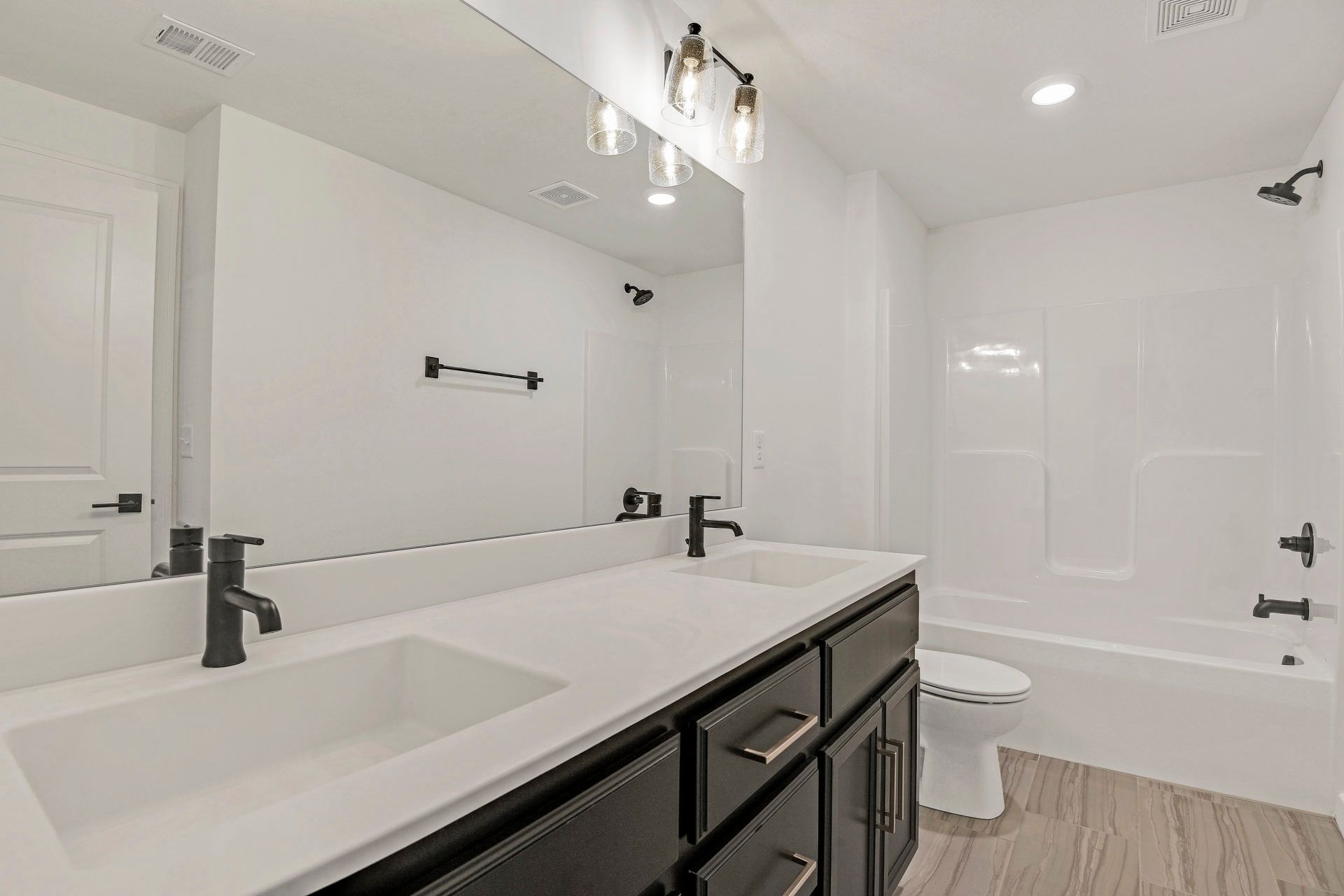 95Th  Lone Elm. Lenexa, KS 66220