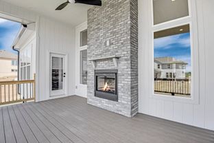 Emery Reverse - Timber Rock: Lenexa, Kansas - James Engle Custom Homes