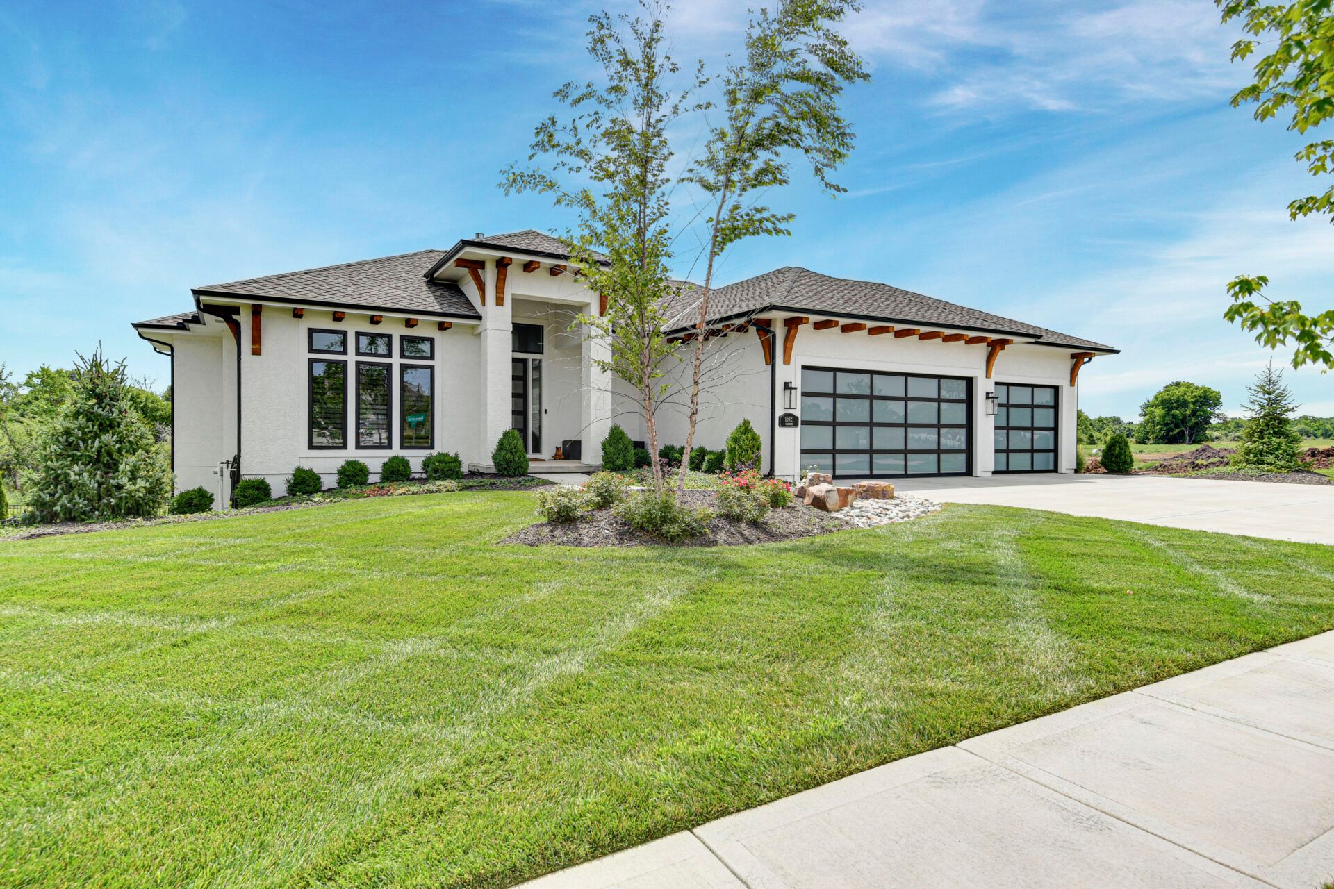 95Th  Lone Elm. Lenexa, KS 66220