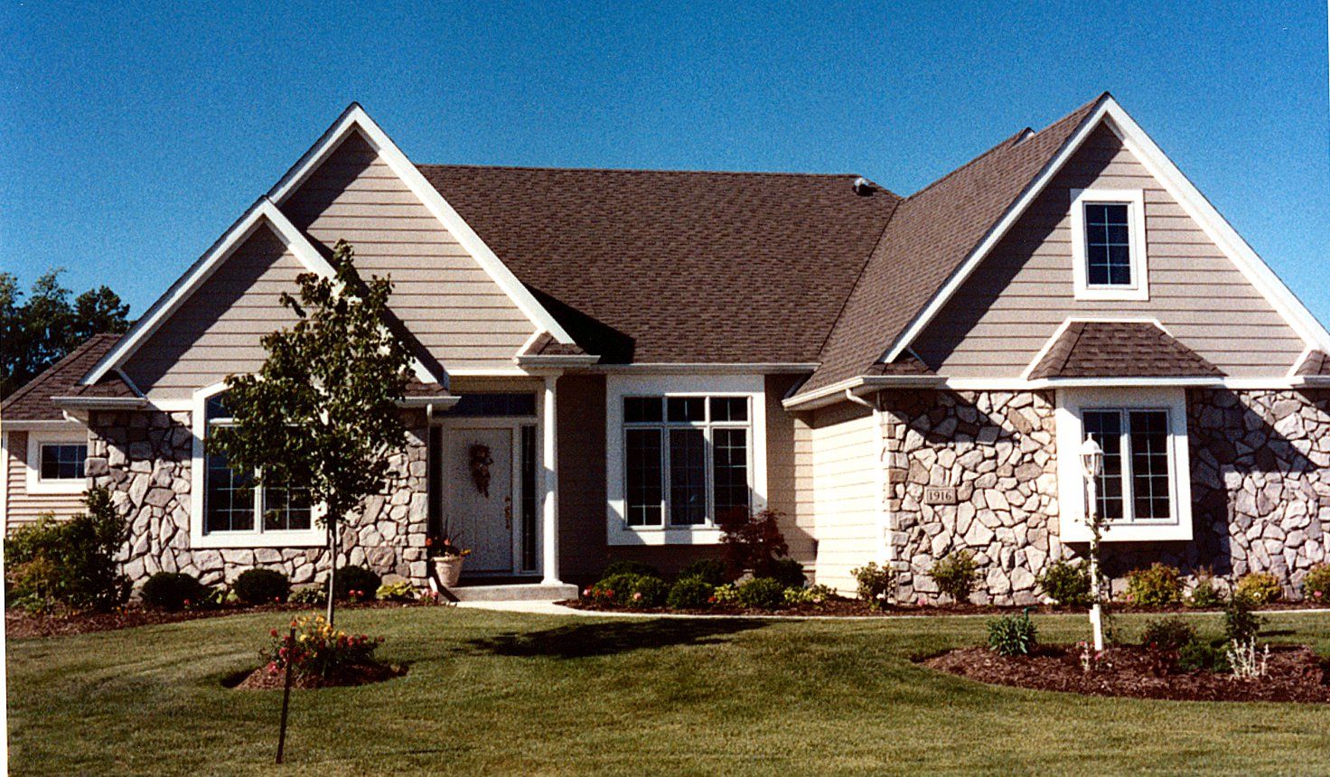 Lynn Delagrange Inc. - : Fort Wayne, IN